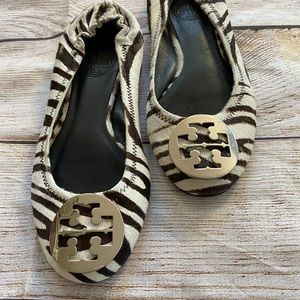 🦓 Tory Burch Flats. Zebra print calf hair.